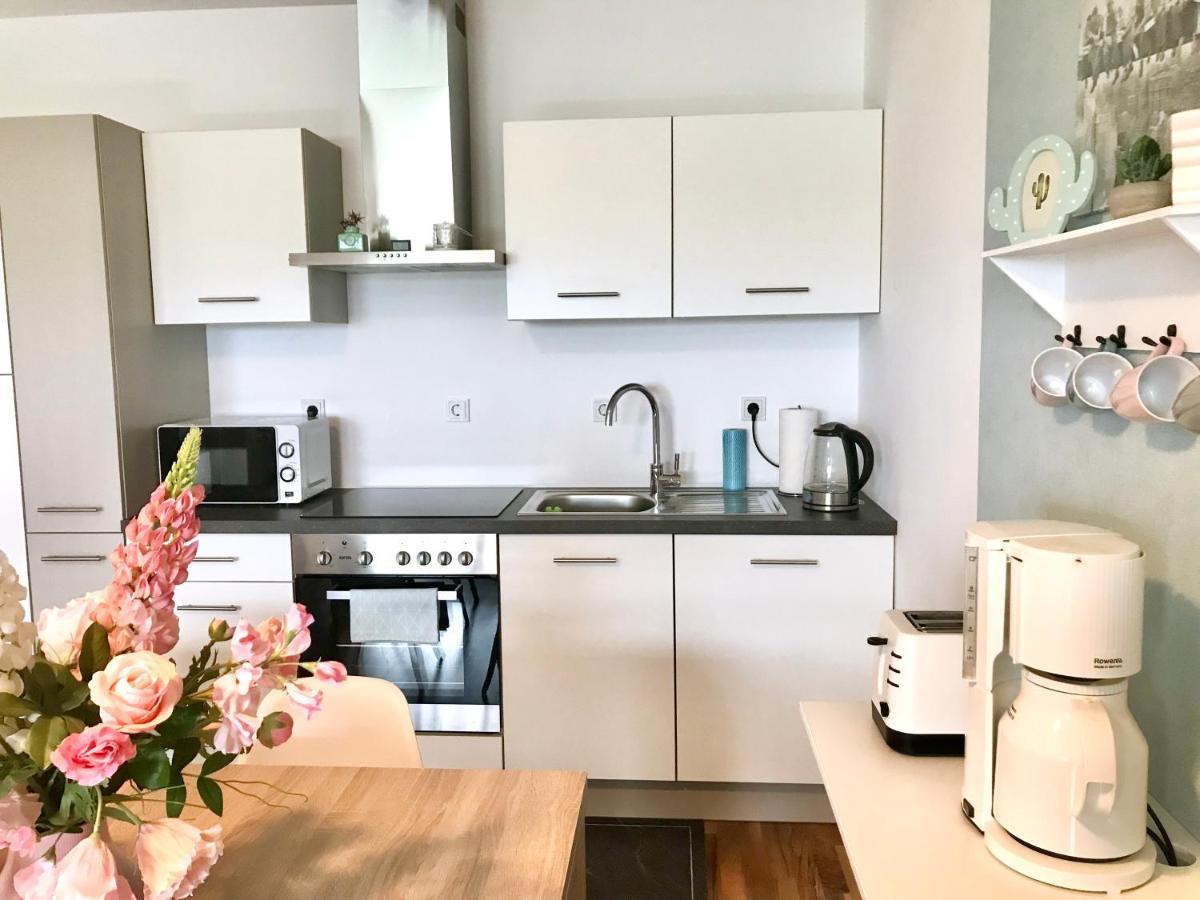 Neu! Top Apartment! 7Km Saarbruecken! Terrasse, Garten! Sulzbach  Bagian luar foto
