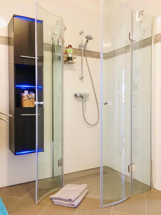 Neu! Top Apartment! 7Km Saarbruecken! Terrasse, Garten! Sulzbach  Bagian luar foto