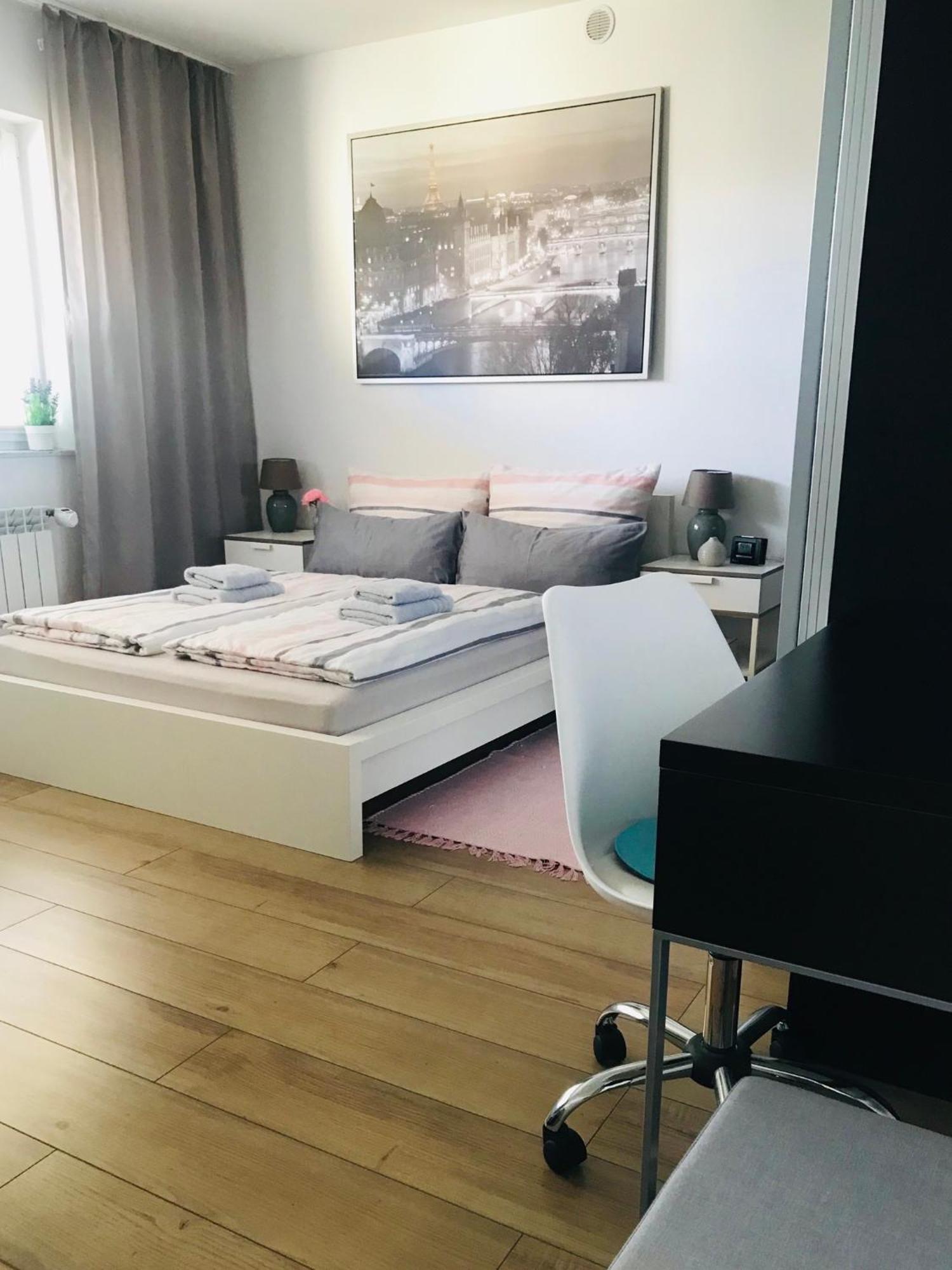 Neu! Top Apartment! 7Km Saarbruecken! Terrasse, Garten! Sulzbach  Bagian luar foto