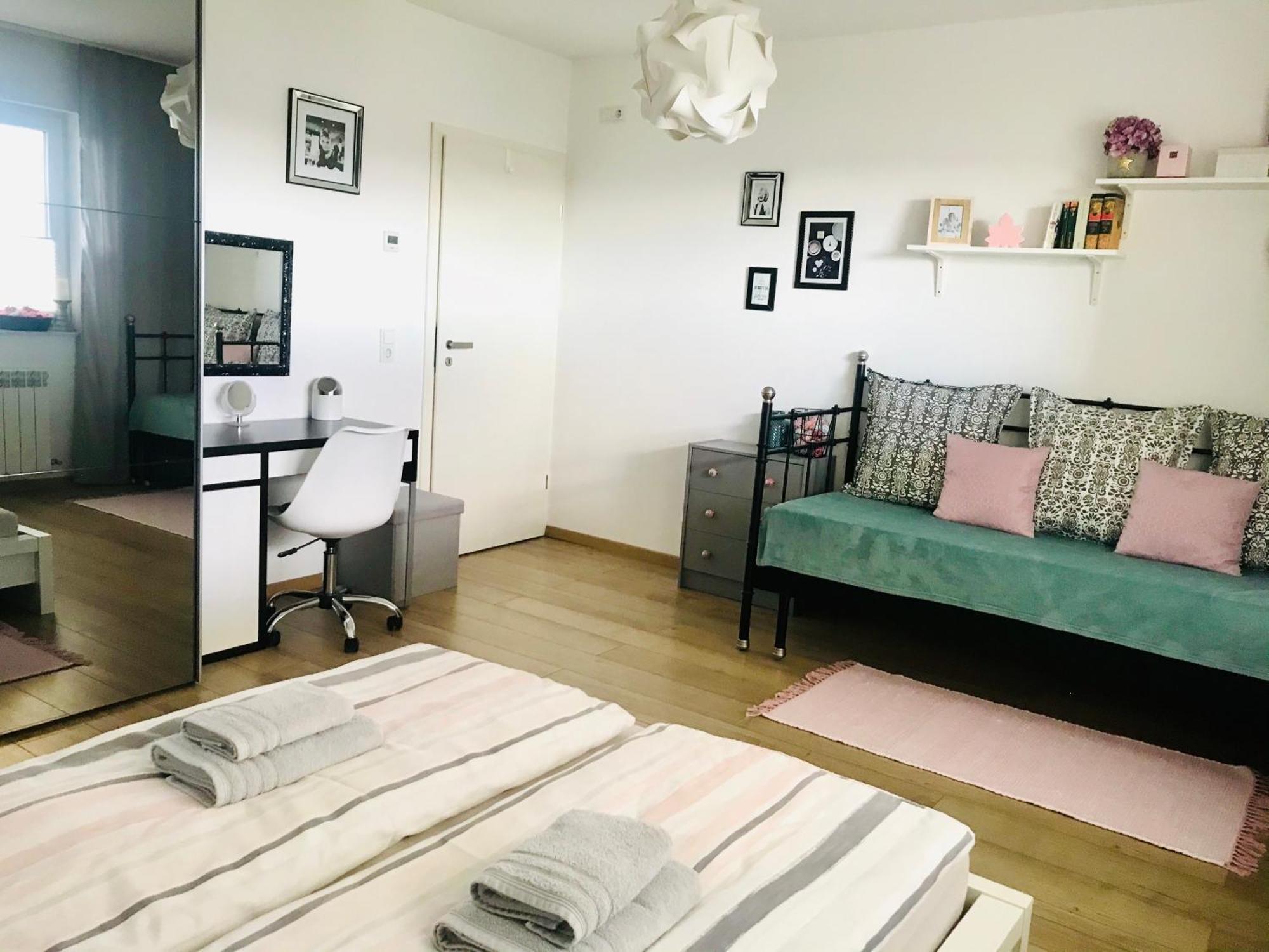 Neu! Top Apartment! 7Km Saarbruecken! Terrasse, Garten! Sulzbach  Bagian luar foto